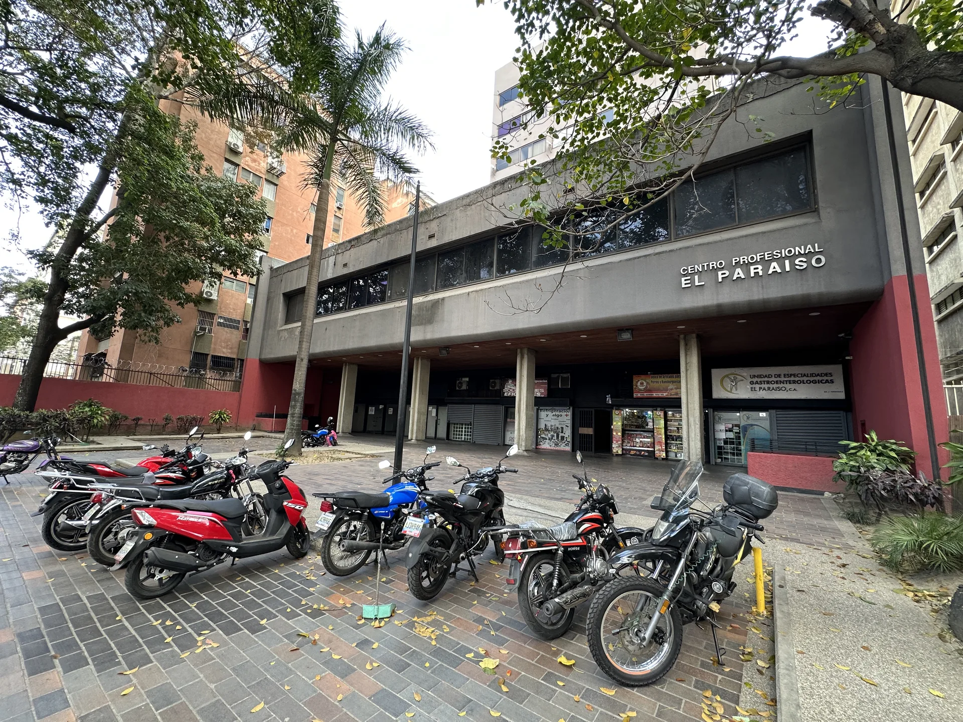 Oficina amoblada en alquiler en El Paraíso