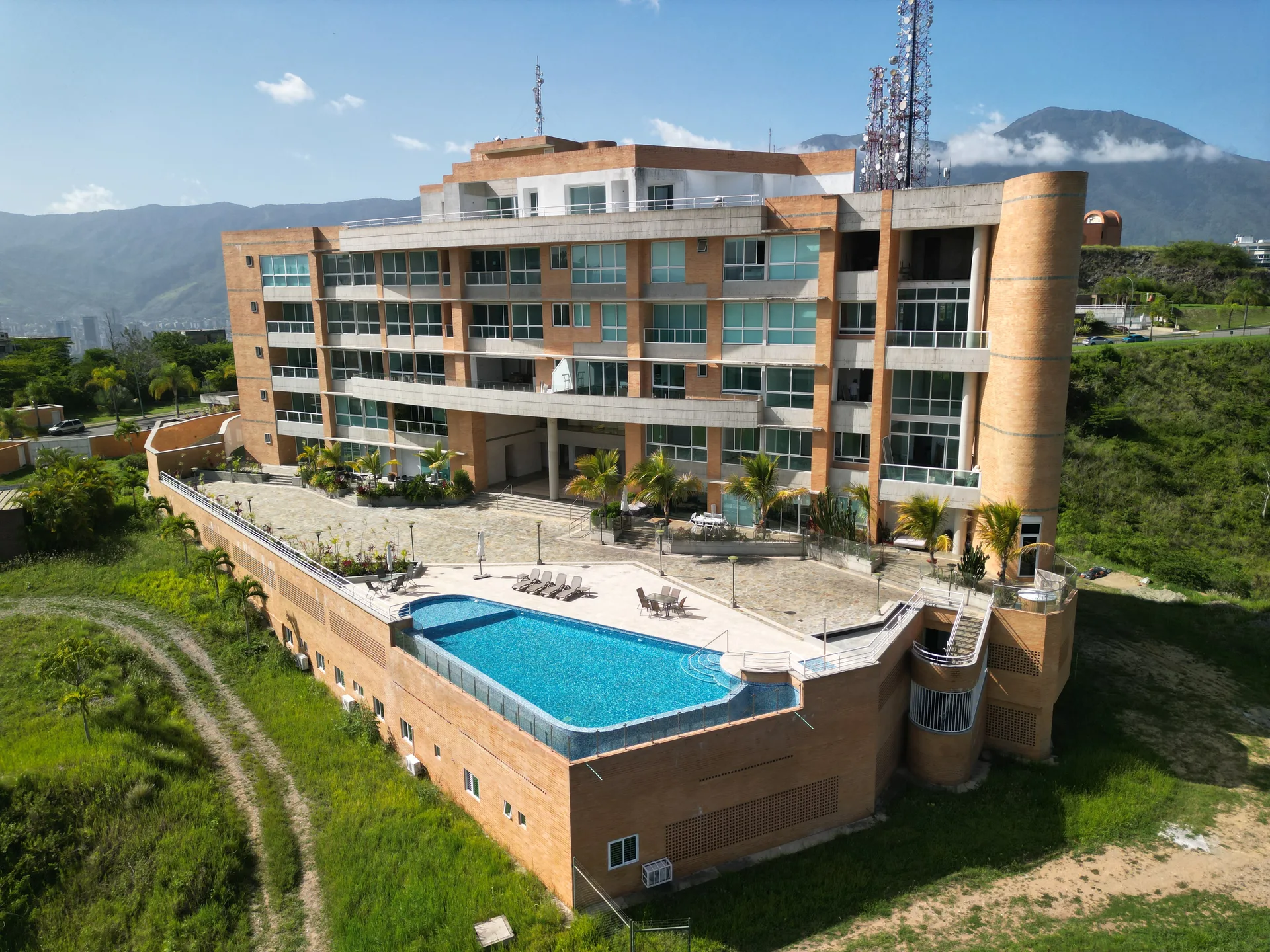 Apartamento en obra gris en Villa Vicencia, Los Campitos