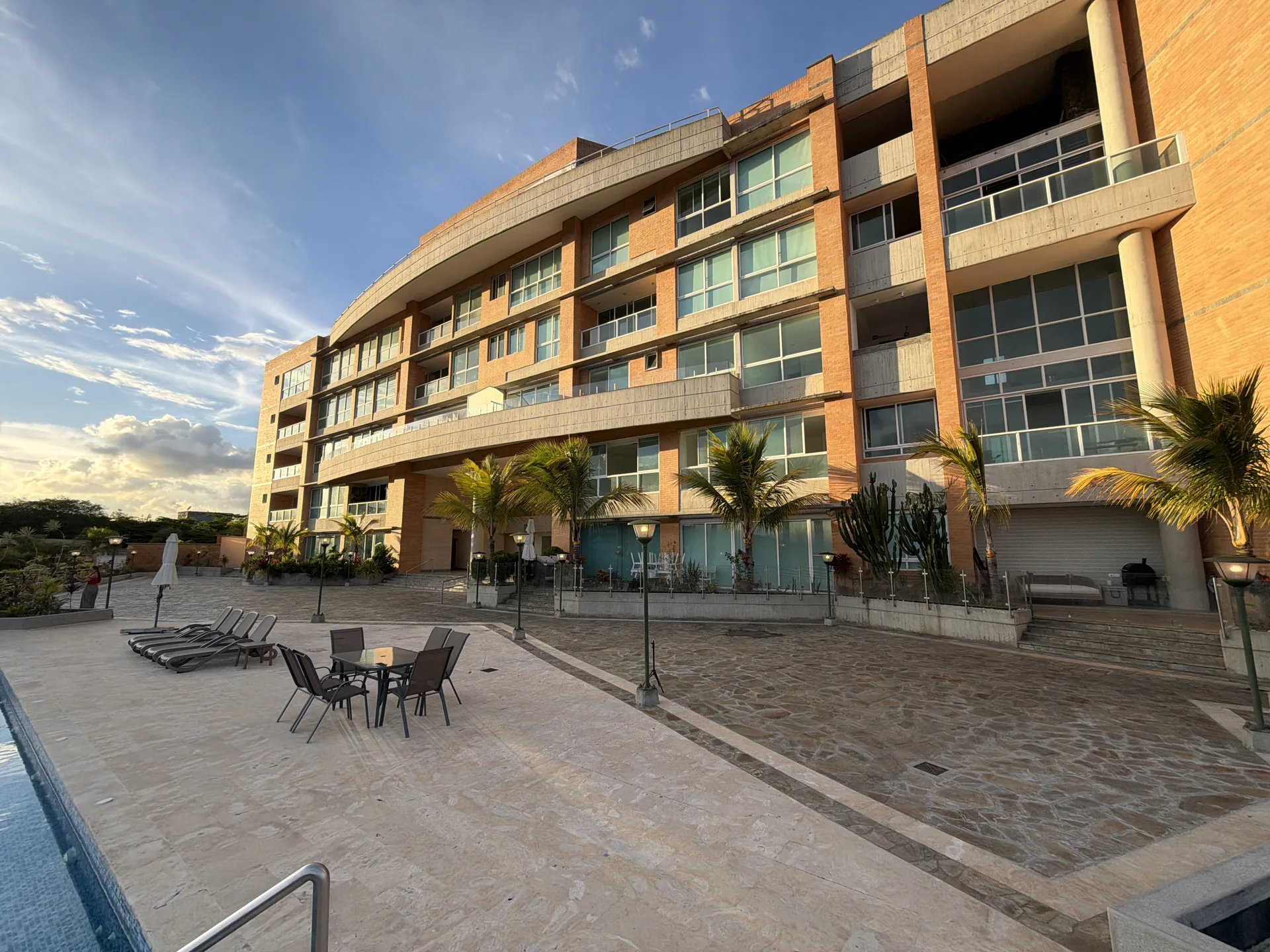 Penthouse en obra gris en Villa Vicencia, Los Campitos