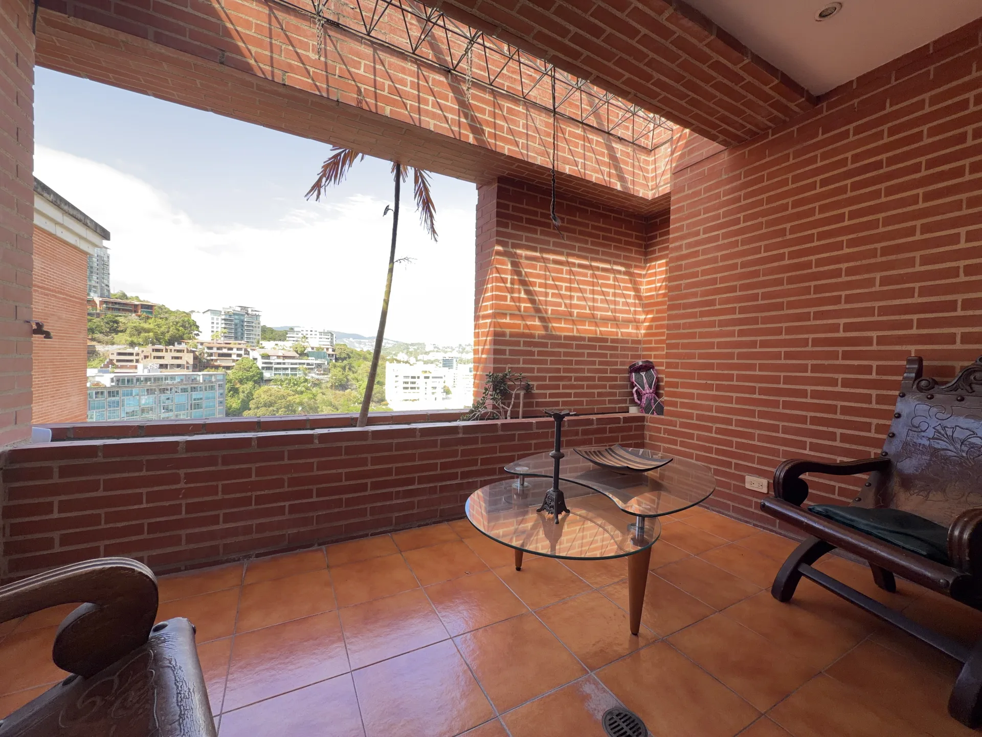 Penthouse en Residencias La Vista, Lomas de Las Mercedes